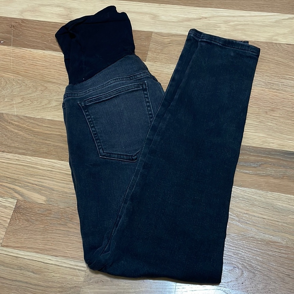 Black maternity Joe’s jeans sz 29